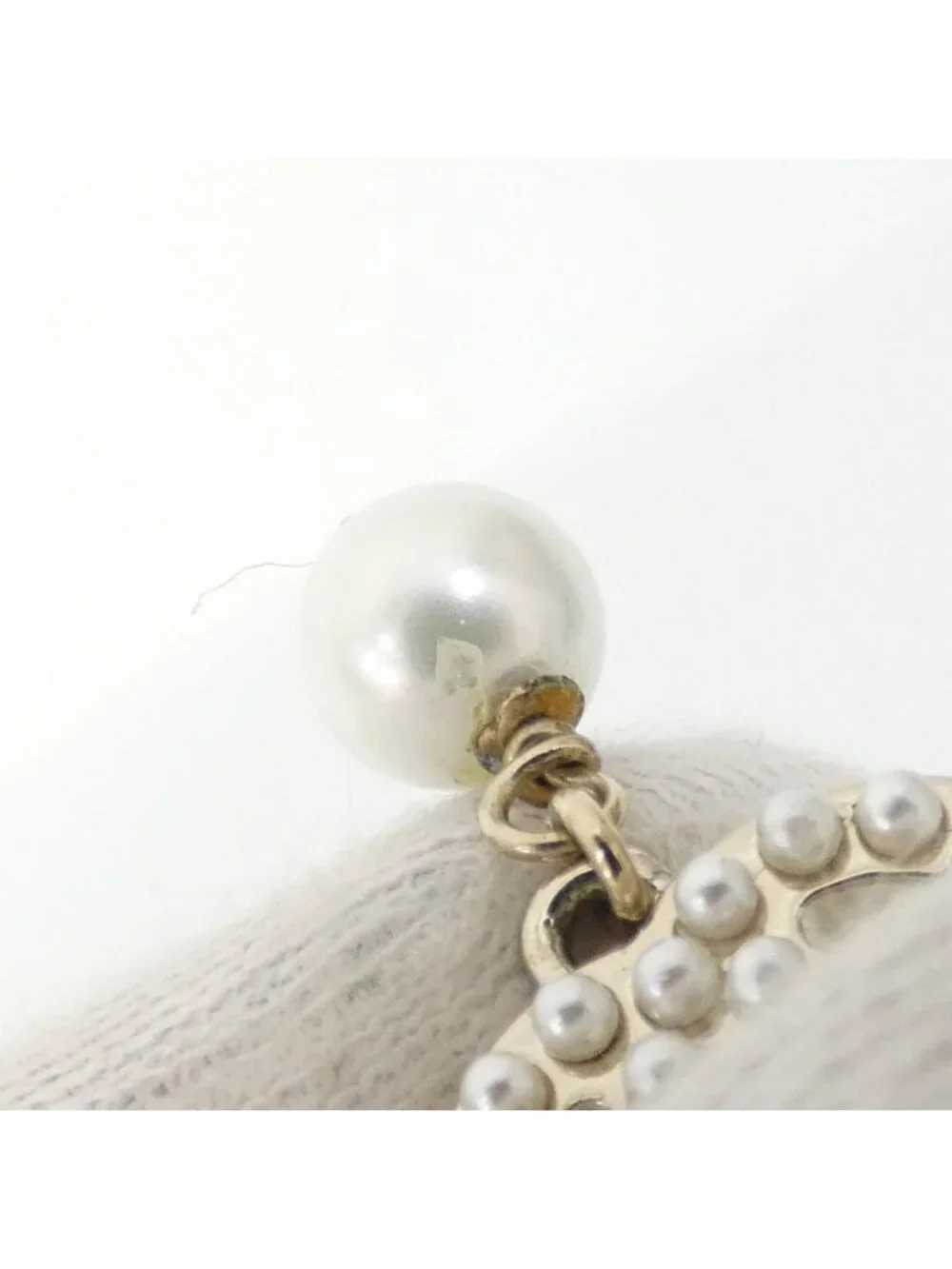 Chanel Vintage Earrings Gold